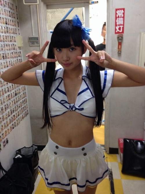 おしゃれ好きな女子小学生 (2)