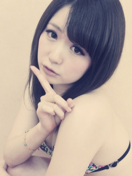 西川ゆい・エロかわ・エロ画像010