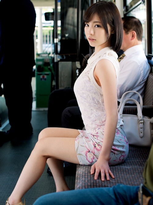 airi_suzumura_oppai (33)