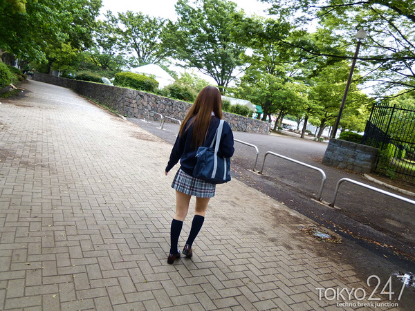 長谷川しずく制服 (21)