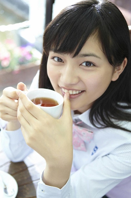 川口春奈6コーヒーブレイク画像 (2)