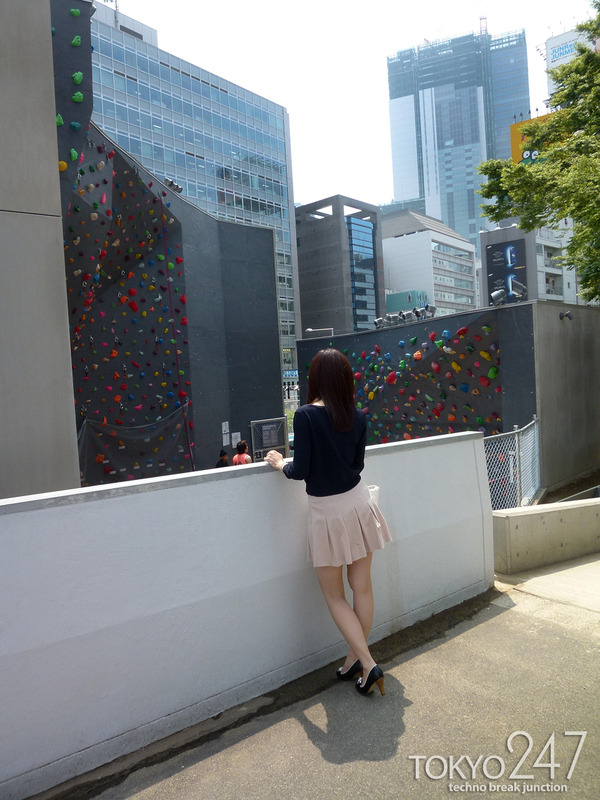 22才お嬢様ふう美女かほ７公園デートの画像 (1)