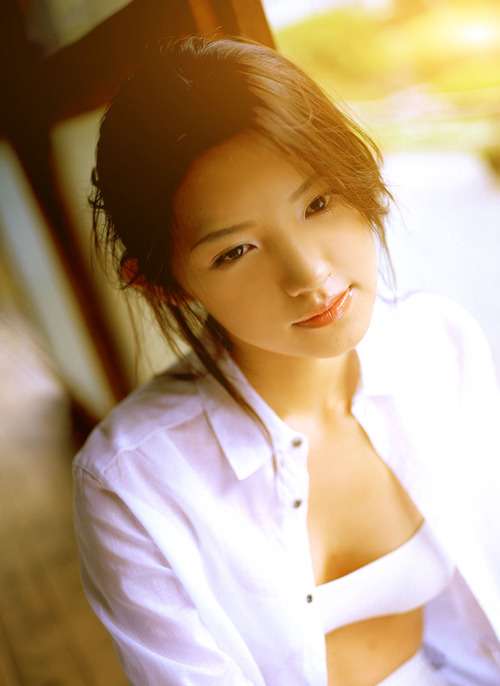 星野真里白ビキニ (3)