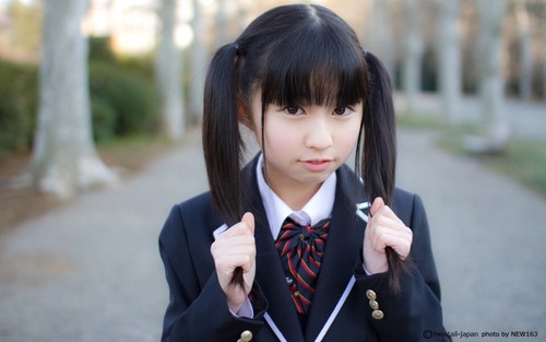 おしゃれ好きな女子小学生 (3)