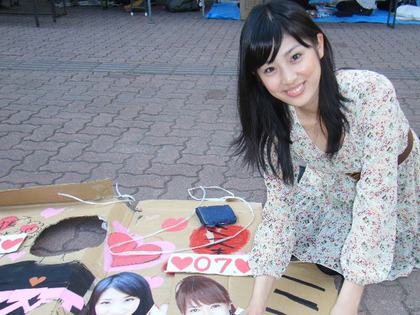 本仮屋リイナ5学祭・フリーマーケット画像