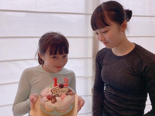 本田望結ちゃん育成成功!15歳誕生日、これでもかと胸強調 (2)