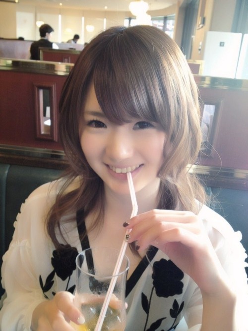 西川ゆい・エロかわ・エロ画像009