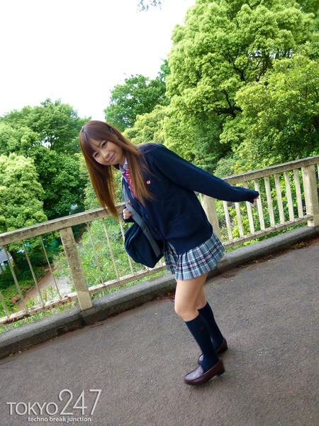 長谷川しずく制服 (15)