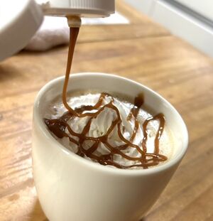 スタバキャラメルラテ09