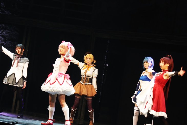 "舞台『マギアレコード 魔法少女まどか☆マギカ外伝』舞台写真_3