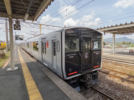 25032903