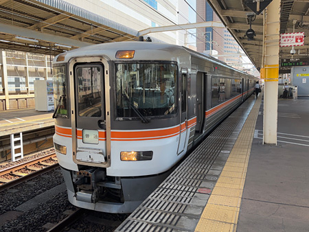 25072804