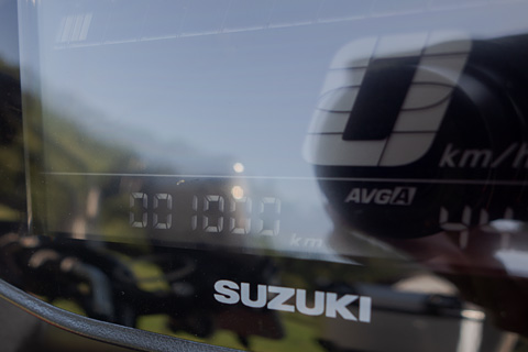 24090704