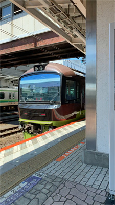 22073101