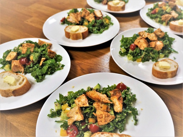 ケールとキヌアのサラダNYCooking DSC05856 (2)