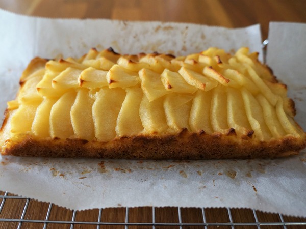 リンゴのケーキ DSC02007