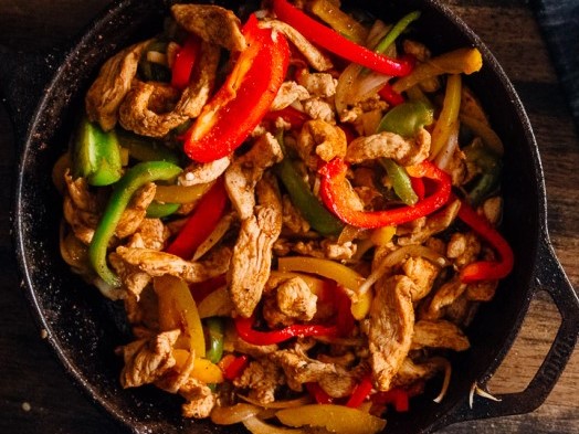 Spicy-Chicken-Fajitas-22-875x583 (2)