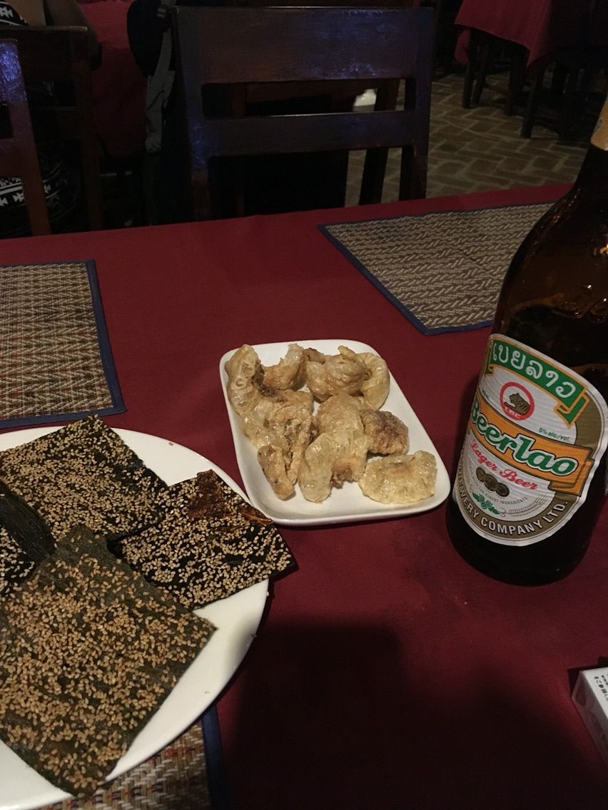 16年東南アジアの旅 ラオス ルアンパバーン編 食べ物の巻 にょんまる屋です 16年東南アジアの旅 ラオス ルアンパバーン編 食べ物の巻 にょんまる屋です