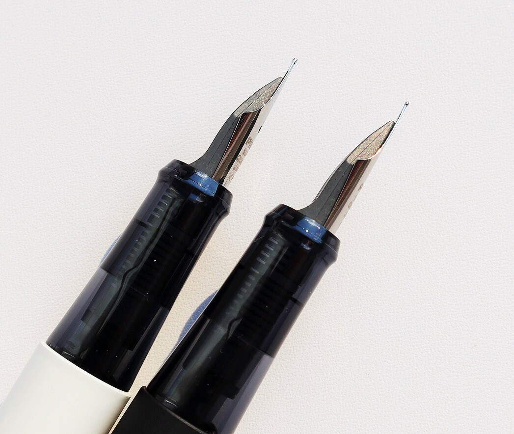 万年筆 Lightive ライティブ 新ｙ商店の仁義無き人々