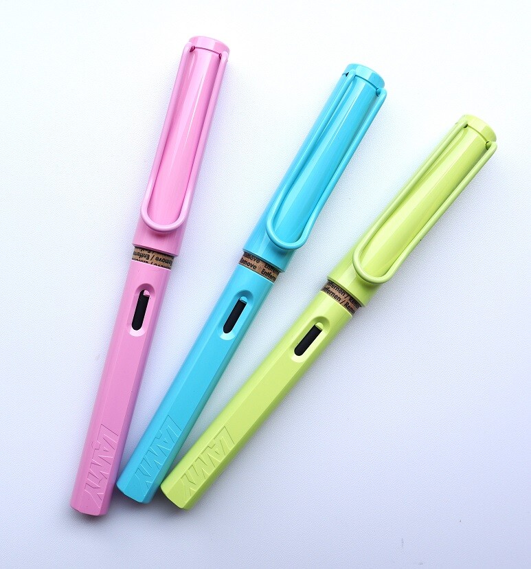 【新品】LAMY safari 万年筆 2023年限定 3色セット LAMY safari 万年筆 2023年限定カラー : 新Y商店の仁義無き人々