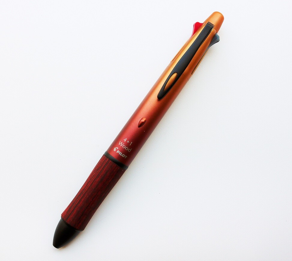 PILOT 限定 4+1ウッド/Wood 【グラデーション レッド】多機能ペン Amazon | 限定 4+1ウッド/Wood 【グラデーショングリーン】多