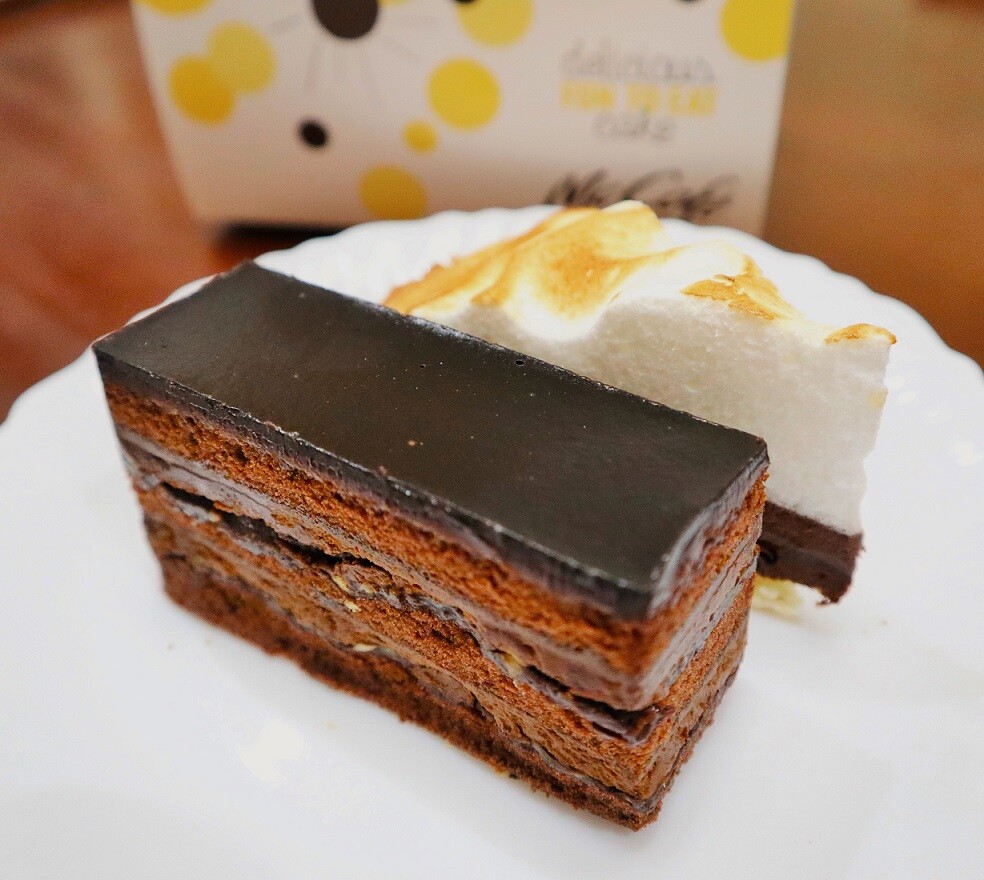 初めてマックカフェでケーキを買ったのよ 新y商店の仁義無き人々 初めてマックカフェでケーキを買ったのよ 新y商店の仁義無き人々
