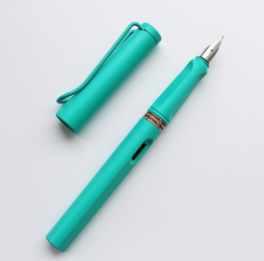 ラミーサファリ万年筆 限定カラー 新ｙ商店の仁義無き人々