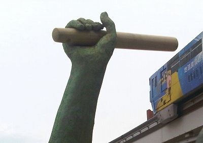 2011-06-18 小倉駅前（部分）