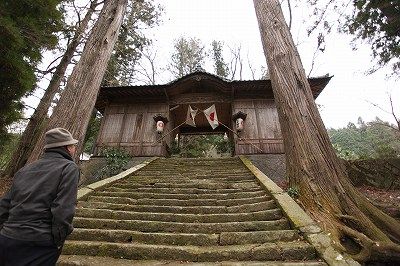 027　二宮八幡宮の楼門