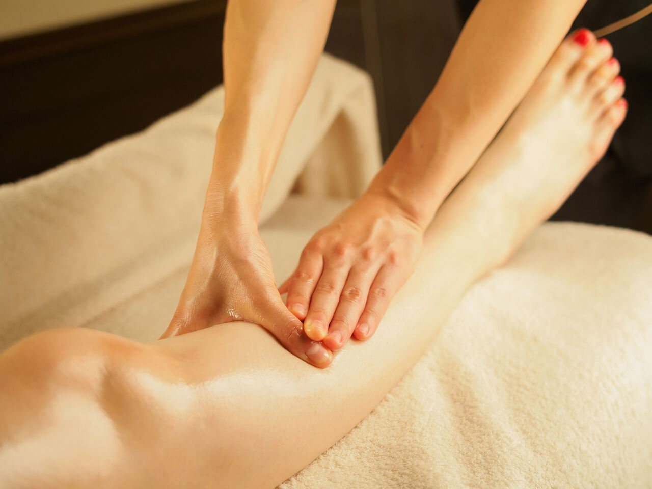 アロマオイルトリートメントオールハンドコース Private Salon Rejuvena