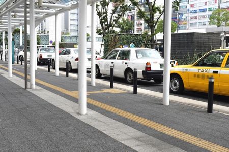 タクシー乗り場