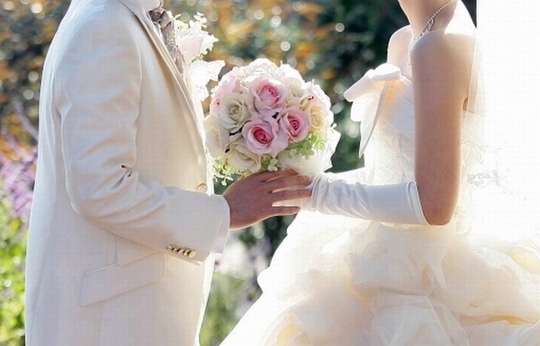 結婚