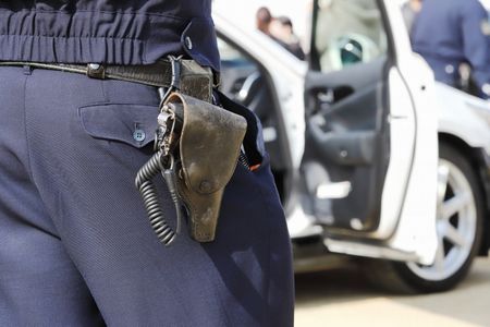 警官