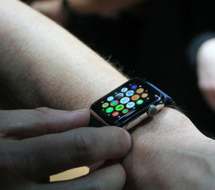 「Apple Watch」発売時期がさらに遅延する可能性 －部品供給問題と戦略