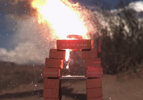 「iPhone 6」に防弾機能がない脆弱性が判明 —胸ポケットに入れても助からない（動画）