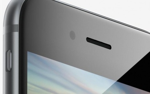 「iPhone6s」はフロントカメラが大幅にスペックアップ、LEDフラッシュやフルHD動画撮影が可能に