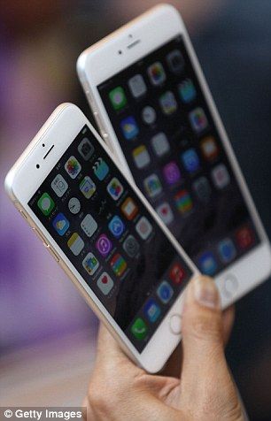 「iPhoneは "スパイフォン" 」ユーザーは秘密裏に監視され続けていると英IT専門家が警鐘