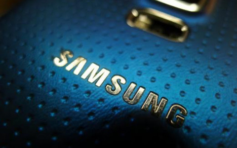 「Galaxy S5 mini」の詳細なスペックがリーク —4.5型・HD AMOLED・スナドラ400・1.5GB RAMなど