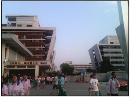 トイレ休憩も許されない！「廉価版iPhone」製造中国工場で告発