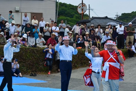 小里泰弘