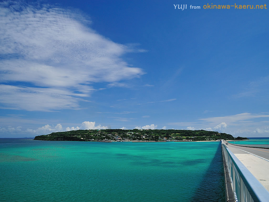 古宇利島と古宇利大橋のデスクトップ壁紙 Yuji From Okinawa Kaeru Net