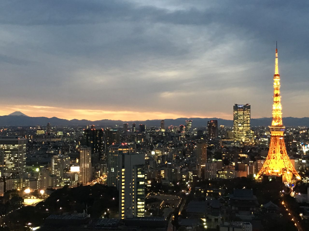 世界貿易センターからの富士山と東京タワー おばっちのブログ 世界貿易センターからの富士山と東京タワー おばっちのブログ