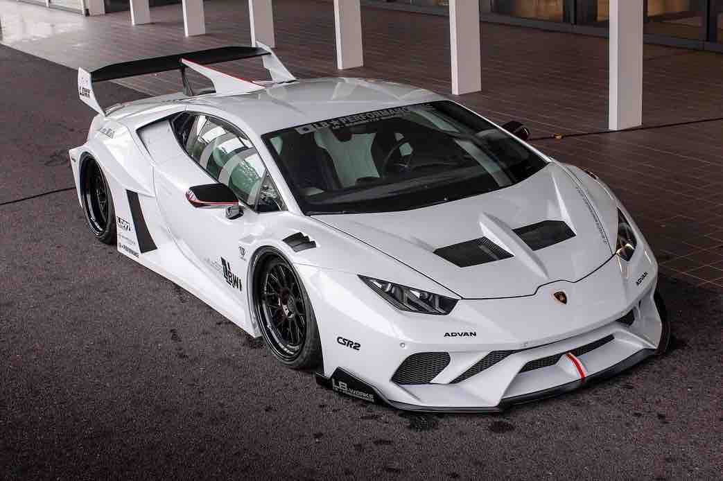 Liberty Walk自由に歩く Lamborghini Huracan Lb シルエットworks完成 Obuchi Motors Blog