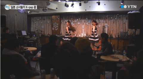 ダウンロード (17)