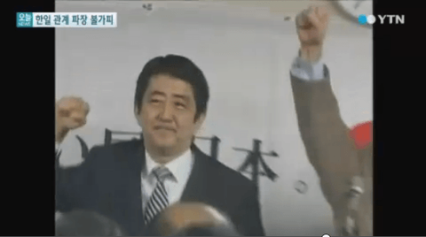ダウンロード (8) (2)