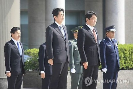 RqrXB0w2jsNLxYp1381584110_1381585817