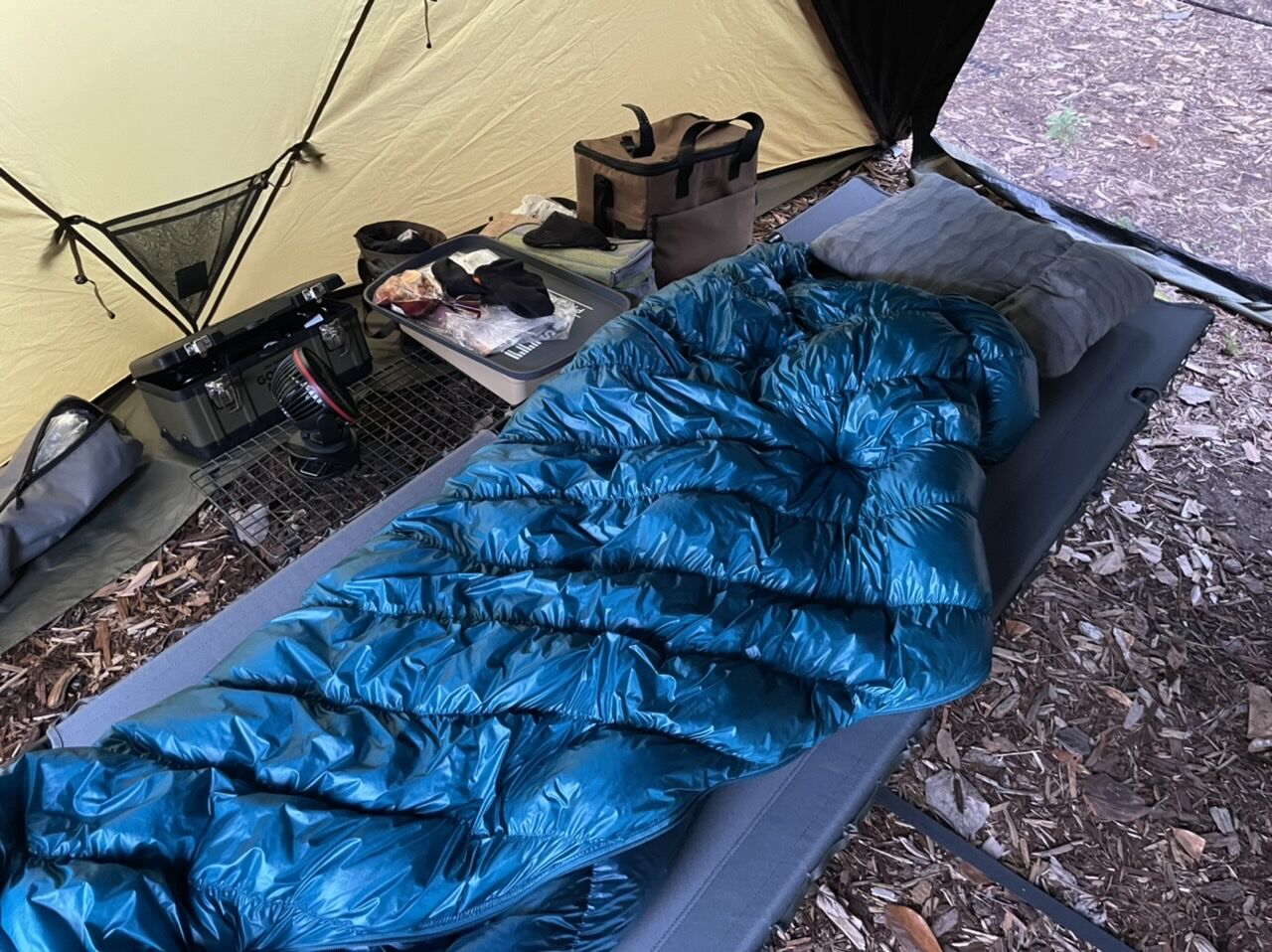 買ってから、キャンプに行かなくなり使わなくなりました。箱からもだしていません 正直ここが〇〇】キャンプ歴3年 デビューから愛用してたけど全然