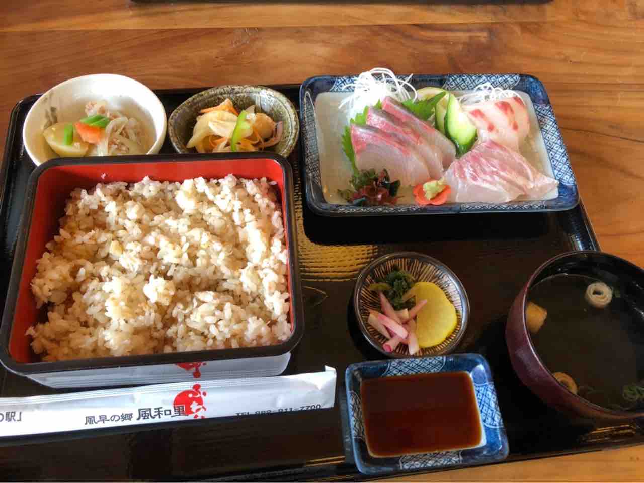 道の駅 風早の郷 風和里 の レストランふわり は地元食材を使った料理が美味しいと評判 中予 愛媛 つーしん 道の駅 風早の郷 風和里 の レストランふわり は地元食材を使った料理が美味しいと評判 中予 愛媛 つーしん
