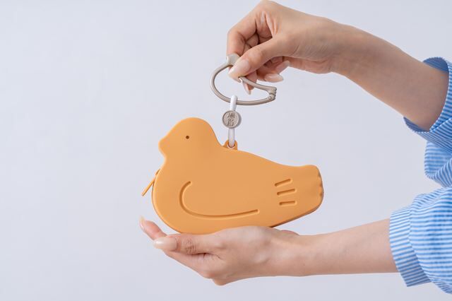 豊島屋から2026年8月10日の「鳩の日」限定グッズが登場。今年は鳩