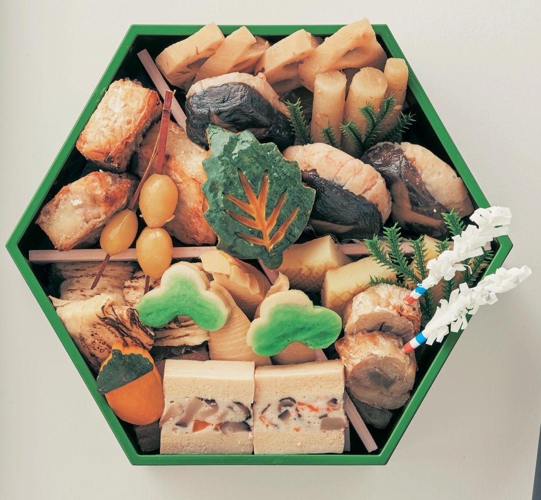 森の中”をイメージさせるチップ＆デールの三段重おせちが新登場！ 今年のディズニーおせちは6種発売（8月23日から予約開始） : 落穂Log